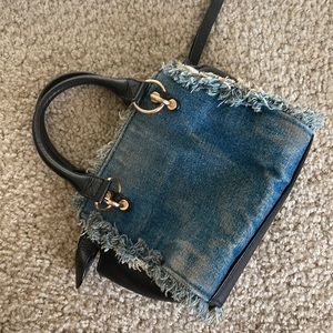 See by Chloe